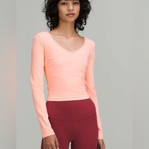 LULULEMON ALIGN™ LONG SLEEVE
SHIRT
Dew Pink
Size: 8